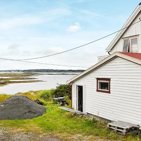 6 Person Holiday In Dyrvik